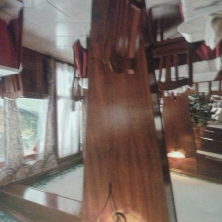 Hotel Cristallo 체레토 라기 외부 사진